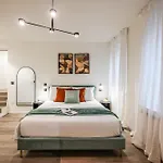 Residenze Coltellini Stanza Salvia * Modena