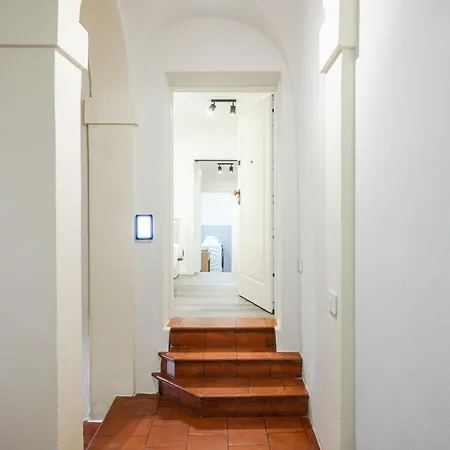 Apartment Residenze Coltellini Stanza Salvia *