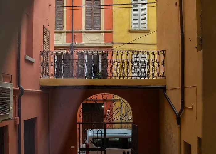 Apartment Residenze Coltellini Stanza Salvia Modena